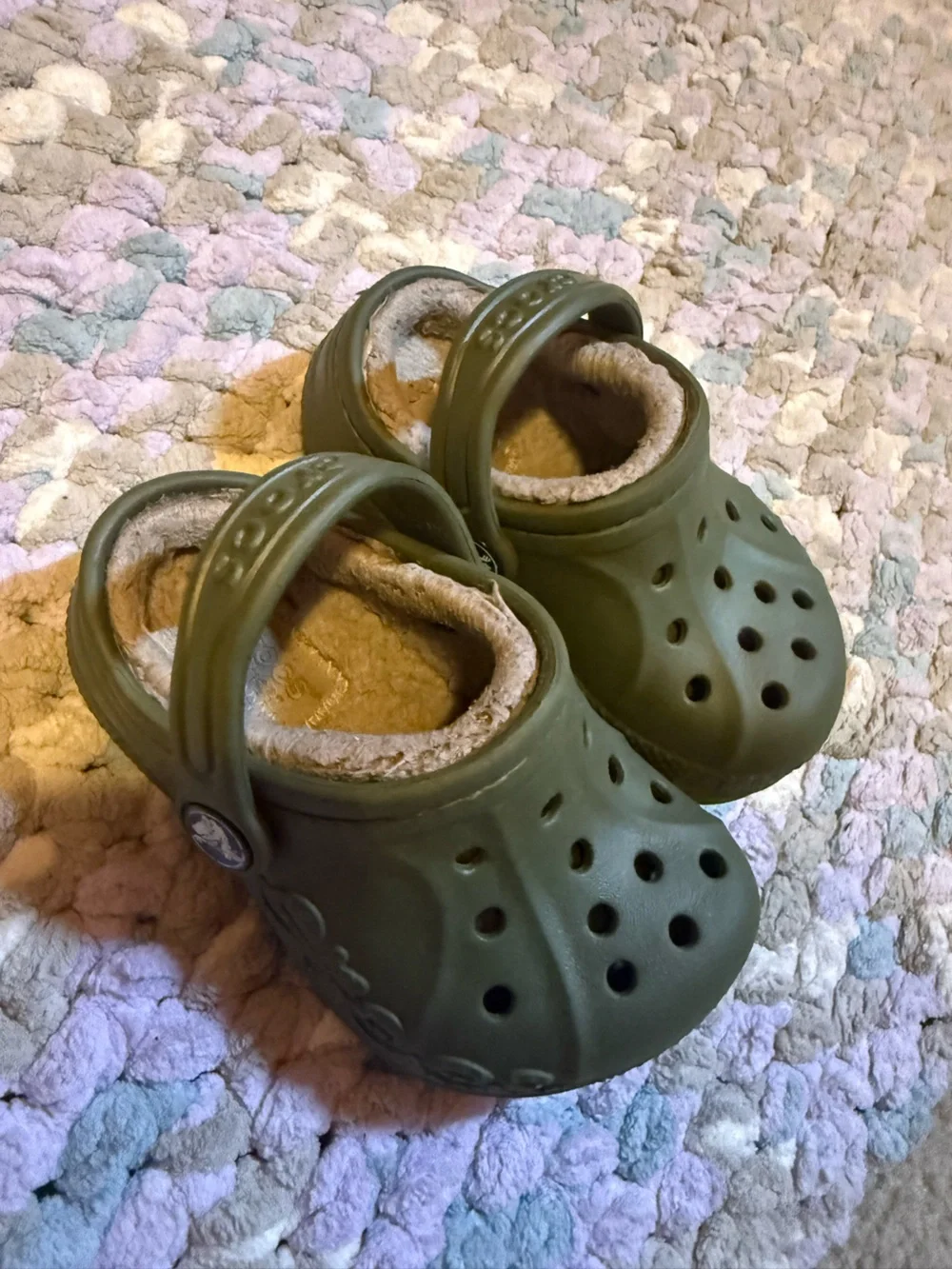 CROCS Kids Olive Green Fleece-Lined Clog